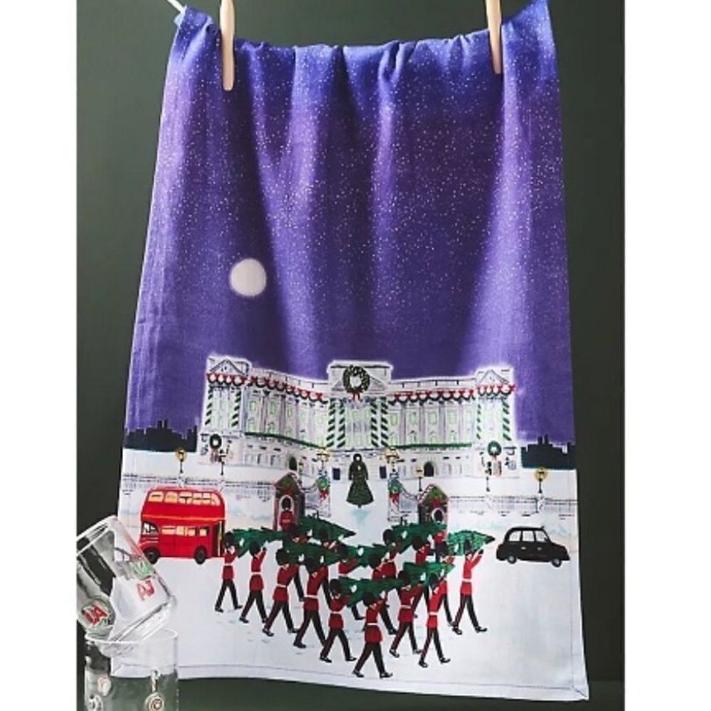NWT ANTHROPOLOGIE Holiday in the City Towel London